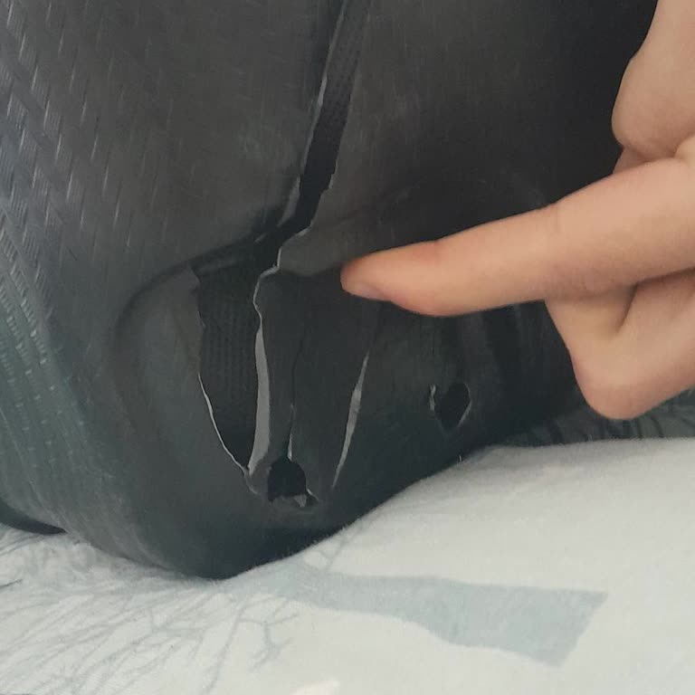 Freebird Airlines Uçuşumda Kırık Bavul Ve Online Başvuru Sorunu