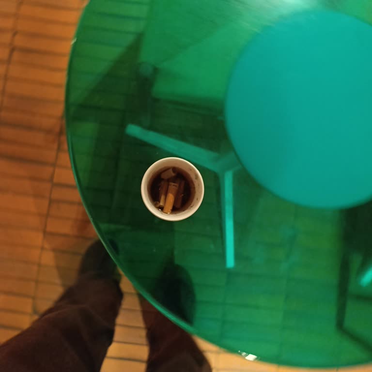 Espressolab Şubesinde Kapalı Alanda Sigara İçilmesi Yasak İhlali