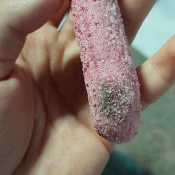 Mantar Görünen Kedi Dili Ve Eksik Son Tüketim Tarihi Üzerine Şikayet