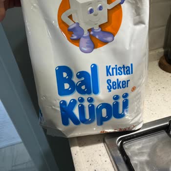 Bal Küpü Şekerinde Siyah Yabancı Cisimler Bulundu