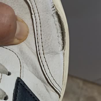 Garanti Kapsamındaki Ayakkabının Kısa Sürede Yırtılması Ve Değişim Talebinin Reddedilmesi