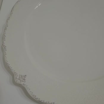 Desenleri Silinen Schafer Selina Yemek Takımı İçin Ücretsiz Parça Temini Talebi