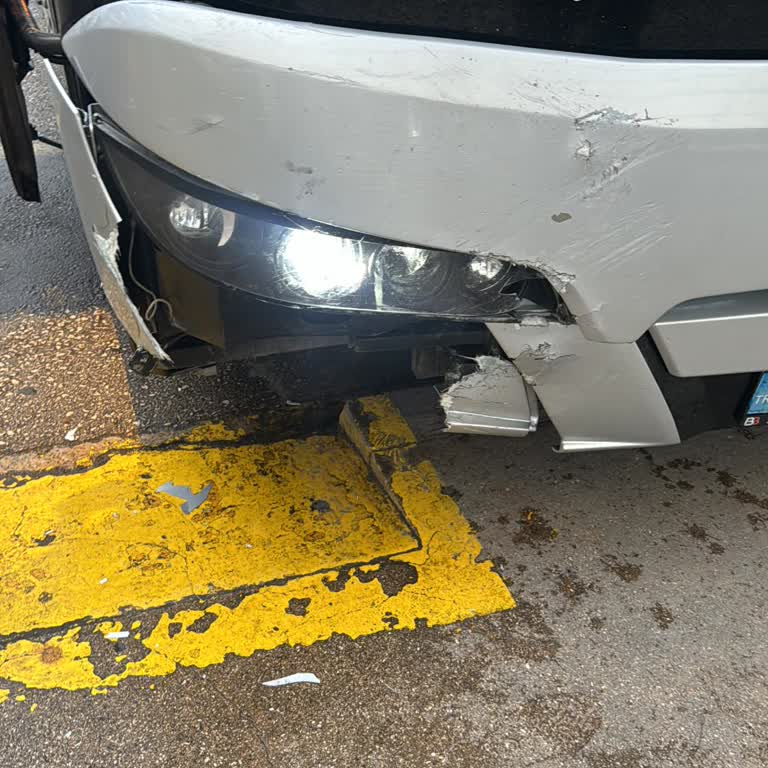 Varan Turizm Uzun Gecikme Ve Hasarlı Otobüsle Güvensiz Yolculuk!