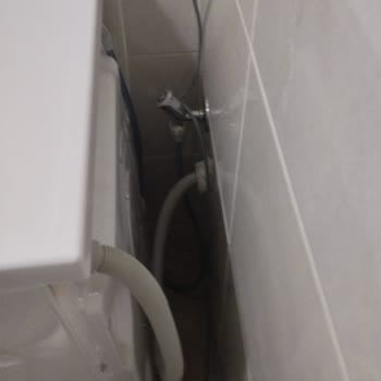 Bosch Çamaşır Makinesindeki Gürültü Ve Yerinden Oynama Sorunu İçin Değişim Talebi