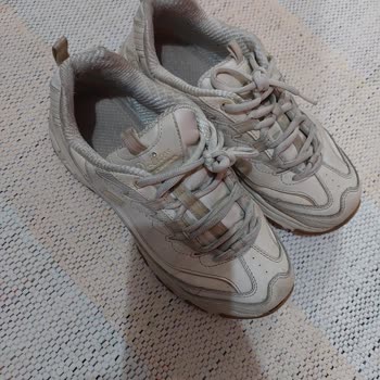 Garanti Süresi İçinde Skechers Ayakkabısının Yan Kırılma Şikayeti