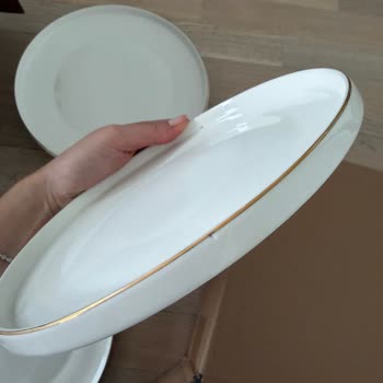 Karaca Züccaciye Hasarlı Tabakların Bana Temin Edilmesini İstiyorum