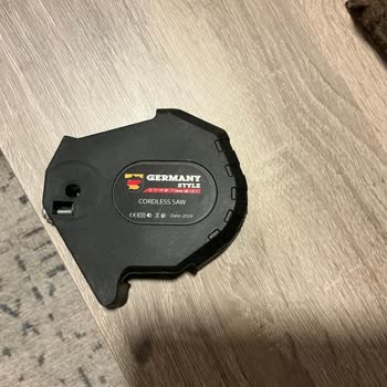 Şarjlı Testerenin Plastik Bağlantı Ünitesi Kırıldı, Yedek Parça Ve Satıcı İletişimi Yok