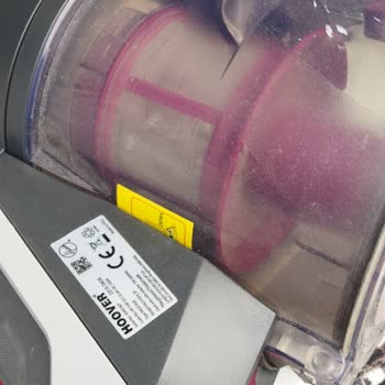 Hoover HF110P Çöp Haznesi Tasarım Hatası: Kırıldı Ve Ücretsiz Değişim İstiyorum