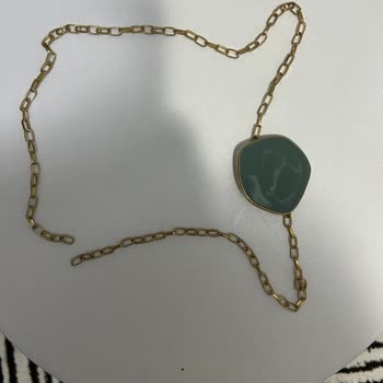 Zara Online Mağazasında Eksik Kemer Klipsi Gönderimi