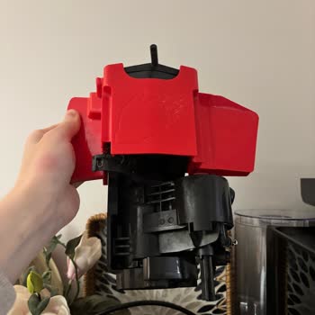 Siemens EQ500 Classic Kahve Makinesinde Yüksek Parça Değişim Ücreti Ve Kısa Sürede Arıza