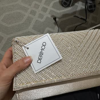 Derimod Çantamda Yapıştırma Sorunu: Kullanılamaz Duruma Geldi, İade Talebi