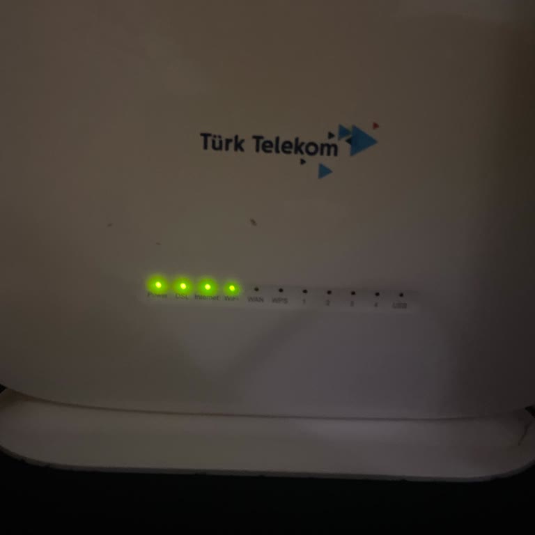 Üç Gün Kesintili İnternet Ve Cevapsız Müşteri Desteği