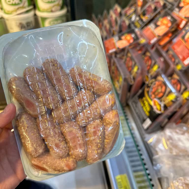 Bozulmuş Sosis Ürününün Rafta Satışı Tüketici Sağlığını Tehdit Ediyor