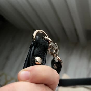 Boyner Mağazasındaki Guess Çanta Dikiş Sorunu