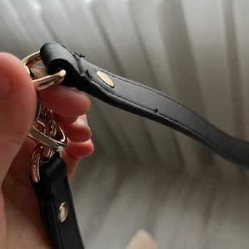 Boyner Mağazasındaki Guess Çanta Dikiş Sorunu