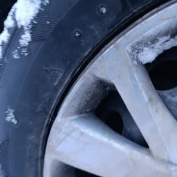 Lassa Snoways Lastiklerinde Yetersiz Yol Tutuşu Ve İade Talebi