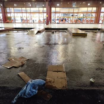 Eskişehir Otogarı Kirli Ve Bakımsız: Temizlik Personeli Yetersiz, Zabıta Denetimi Yok