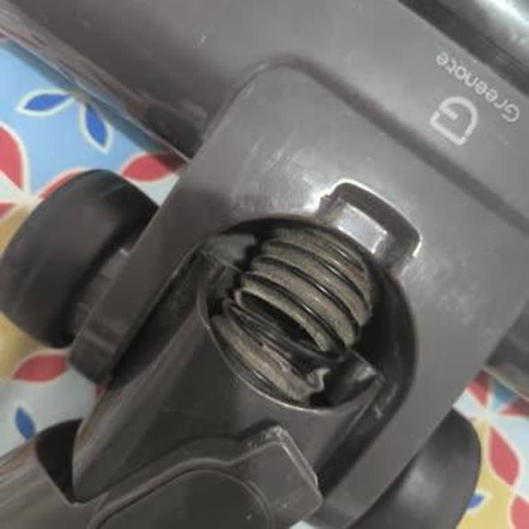 Greenote'dan Garanti Kapsamındaki Kırık LED Yer Fırçası Parçası Sunulmadı