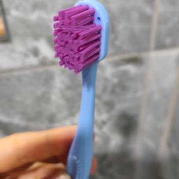 Difaş Diş Fırçasının Kıllarının Dökülmesi Ve Güven Kaybı