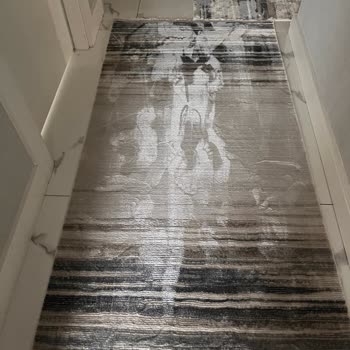 Bellona Halısında Aşırı Ayak İzleri Ve İade Reddi