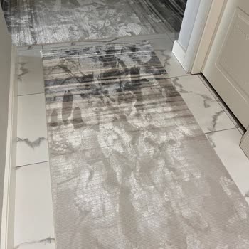 Bellona Halısında Aşırı Ayak İzleri Ve İade Reddi