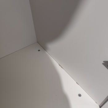 Kırık Dolap Aynası Ve Hatalı Montaj Üzerine Evkur Şikayeti