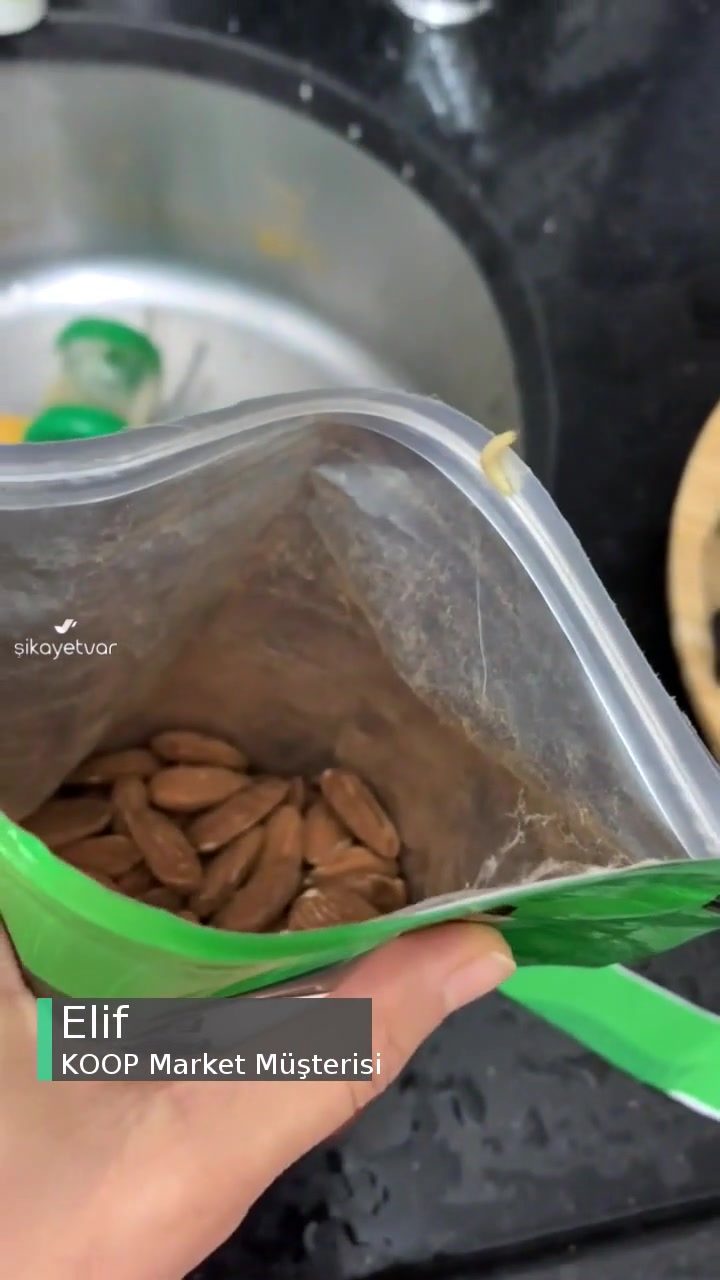 Koop Market Kuruyemişte Kurtlanma videonun kapak resmi