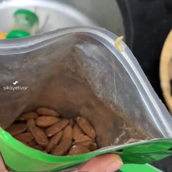 Koop Market Kuruyemişte Kurtlanma