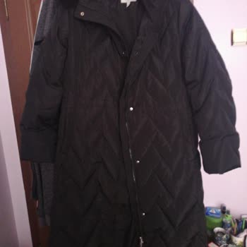 Kaz Tüyü Kaban Nefes Almıyor, Terletiyor Ve Konforsuz