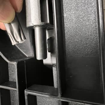 Keter Pro Çalışma Tezgahı Malzeme Hatası Nedeniyle Kırıldı Ve Kullanıcı Hatası İddiası Reddedildi