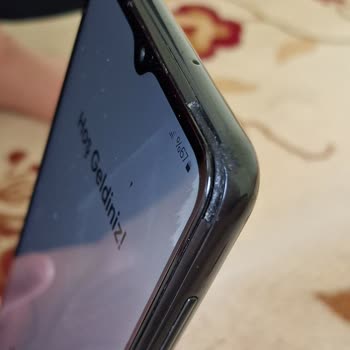 Ekran Lekeleri Garanti Kapsamında Olmasına Rağmen Servisin Garanti Dışı Tutumu