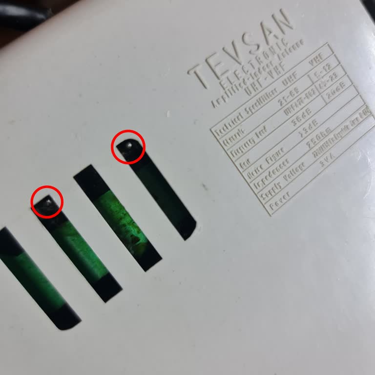 Denkel İletişim Kasa Dışına Çıkarılan 220v Kabloları Kullanıcıyı Elektrik Şokuna Maruz Bıraktı