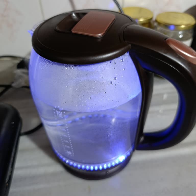 İlk Gün Arızalı Kettle Ve Fiş Olmadan İade Reddi