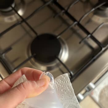 Biberon Ağız Kısmı Yırtıldı, Bebeğin Güvenliği Tehlikede