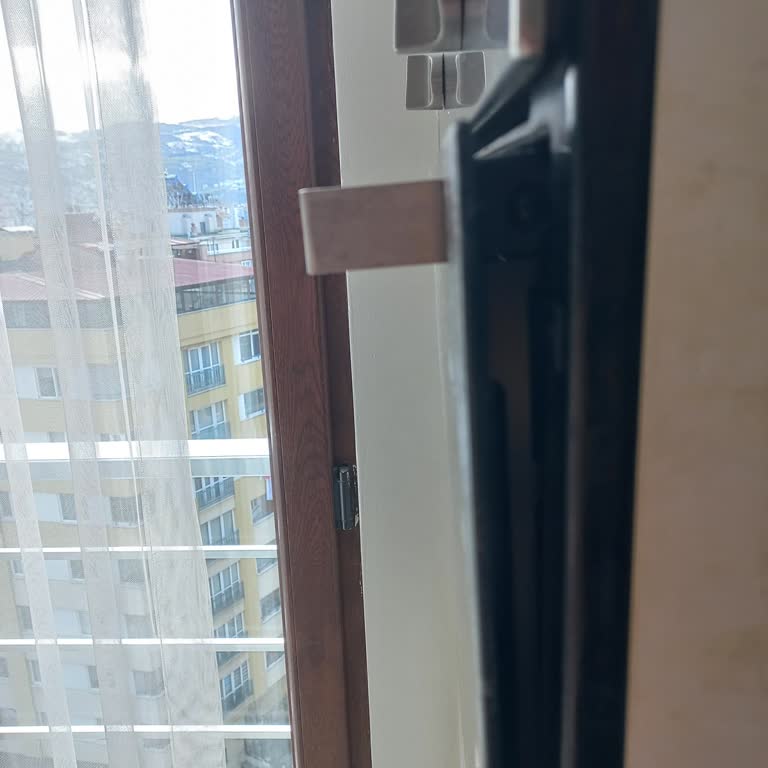 Kapağı Kapanmadığı İçin Kullanılamaz Hale Gelen Fırın Ve Parça Üretim Durdurulması