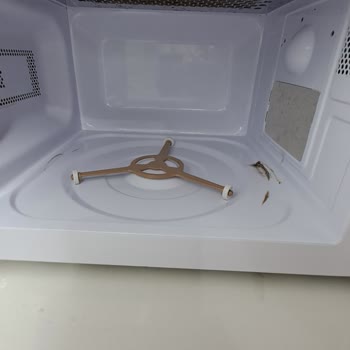 Arçelik Mikrodalga İç Deformasyonunda Garanti Reddi Ve Aşırı Ücret