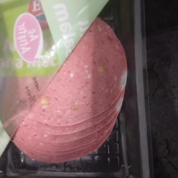 BİM Arnavutköy Şubesinde Küflü Salam Ürünü Satışı Ve Denetim İsteği