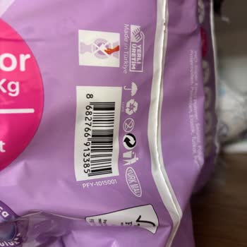 Pofy Bebek Bezinin Şiddetli Yanık Benzeri Cilt Yaraları Oluşturması