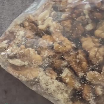 Hicret Kuruyemiş Karıncalı Ve Tozlu Kuruyemiş