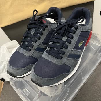 Lacoste Ayakkabımın Lacivert Kumaş Boyanmadığı İçin Mağduriyet