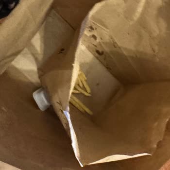 Yemeksepeti Üzerinden McDonald's Siparişinde Eksik Ürün Ve Yetersiz İade Teklifi