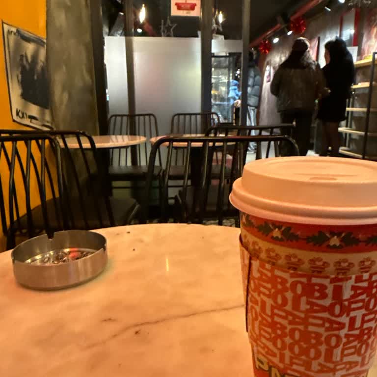 Kadıköy Rıhtım Şubesinde Baristaların Saygısız Tutumu Ve Lotus Latte Kalitesinin Düşüşü