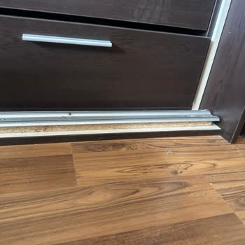 Önderoğlu Evden Eve Nakliyat Fazladan Para İstedi Ve Eşyalarımıza Zarar Verdi