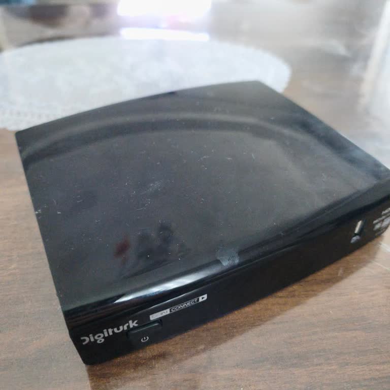 Kendi Kendine Arızalanan Digiturk Kutu Cihazı İçin Ücretsiz Servis Ve Yol Ücreti İptali Talebi