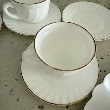 Karaca Züccaciye Deforme Olmuş Kahvaltı Takımı Gönderdi