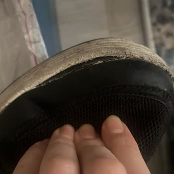 Spor Ayakkabıda Üretim Hatası: 6 Ayda Yırtılma Ve Garanti Reddi