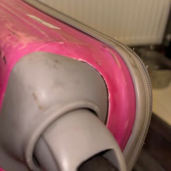 Kırılan Valiz İçin FLO’dan Acil Değer Tespit Belgesi Talebi