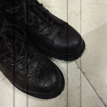 LCW Waterproof Boots Leak Water and Return Request Is Denied