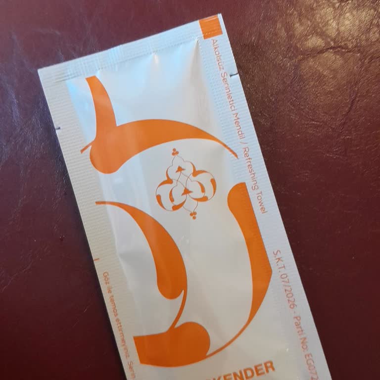 Kadıköy HD İskender Şubesinde Soğuk Ortam Müşterileri Rahatsız Ediyor