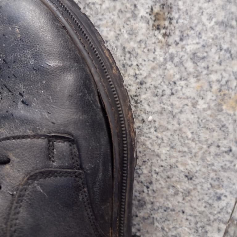 FLO Ayakkabıda Açılma Oldu!